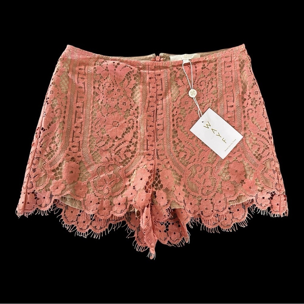 WAYF, WOMENS, NWT, ROSE, LACE SHORTS WITH NUDE UNDERLAY. SIZE XS - Picture 1 of 8